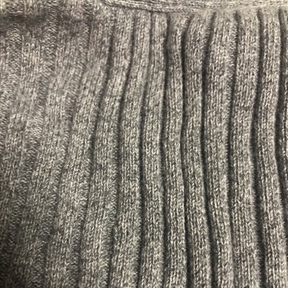 GAP Heather Gray Large Knit Cardigan Sweater with 3 Buttons - Picture 7 of 10